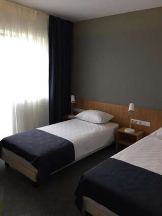 Отель Horeum Boutique Hotel Сибиу Двухместный номер с 2 отдельными кроватями-1