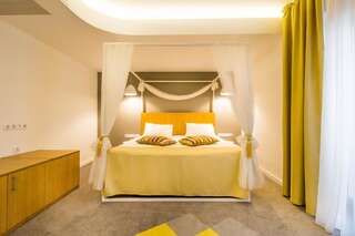Отель Horeum Boutique Hotel Сибиу Люкс с 1 спальней и балконом-1